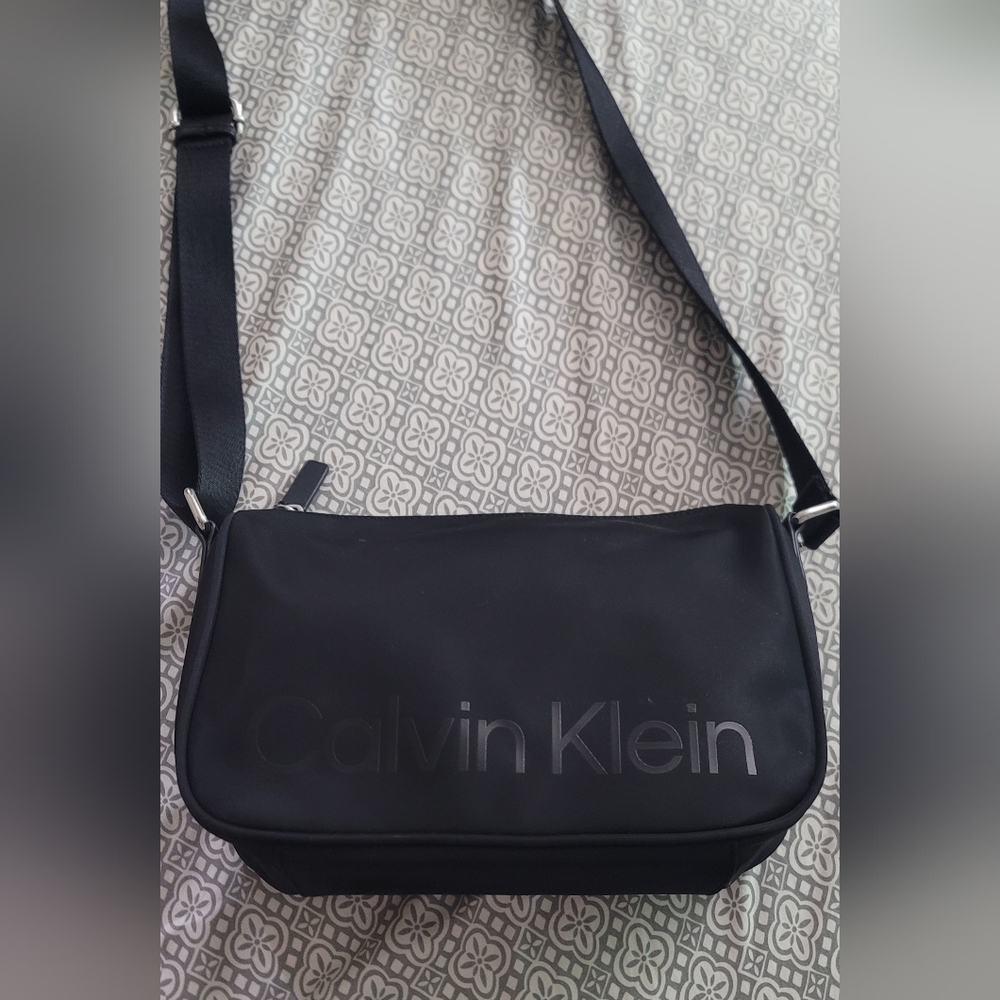 (SOLD) Calvin Klein Black Messenger Bag